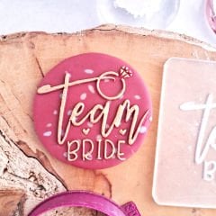 3 Boyutlu ''Team Bride'' 5 Şeker Hamuru Kabartma Baskı Kalıbı - Bekarlığa Veda Partisi, Kına ve Gelin Hamamı Kurabiyeleri İçin