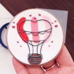 Romantik Uçan Balon Kabartma Baskı